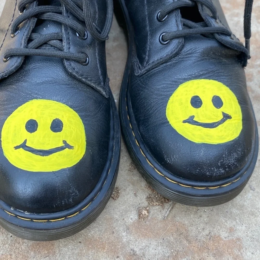 Dr. Martens 1460 combat boot lace up with side zip kids size 3 custom smiley 😊